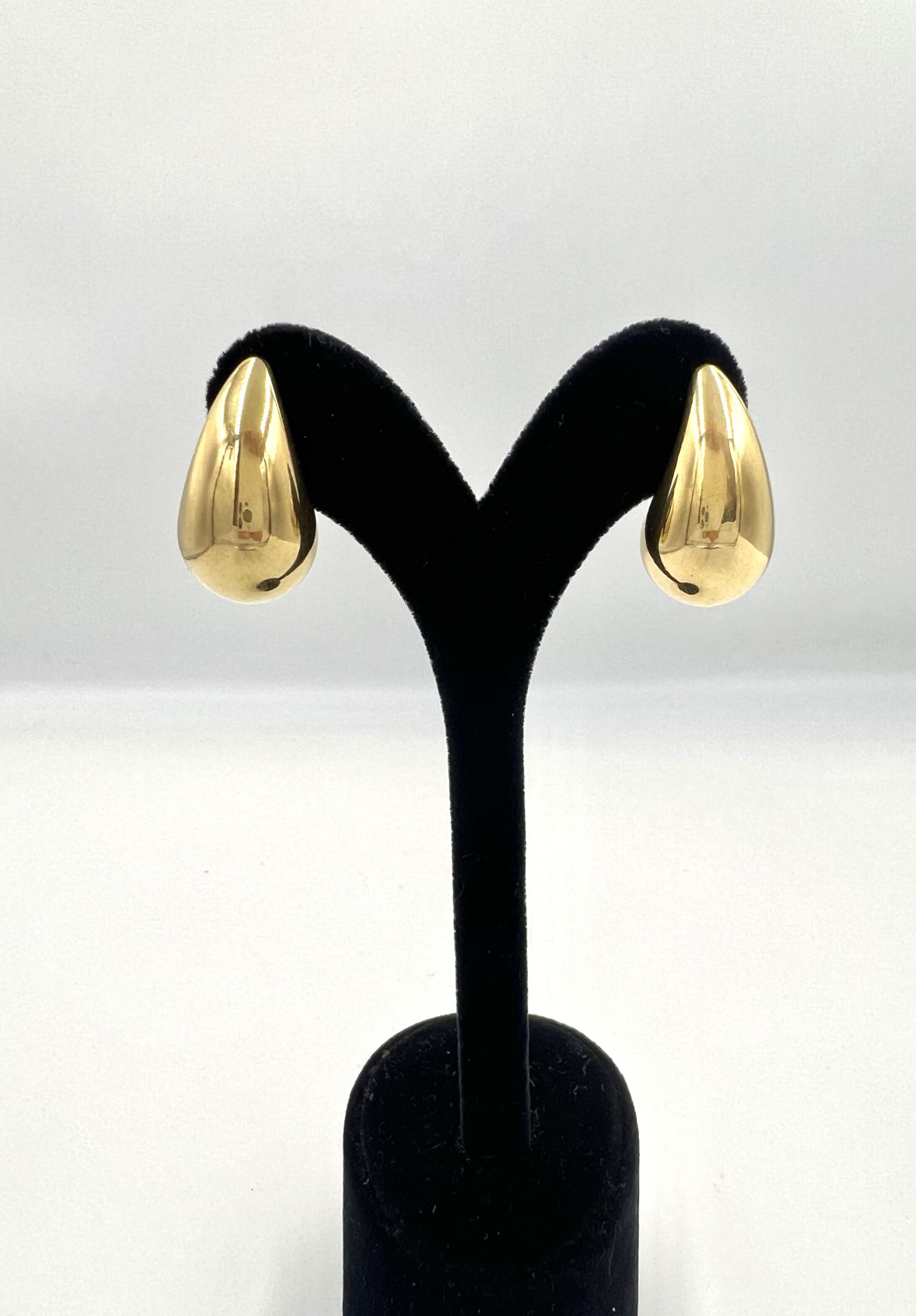 Çelik Küpe Bttg Model Küçük Boy Gold Renk 2 cm