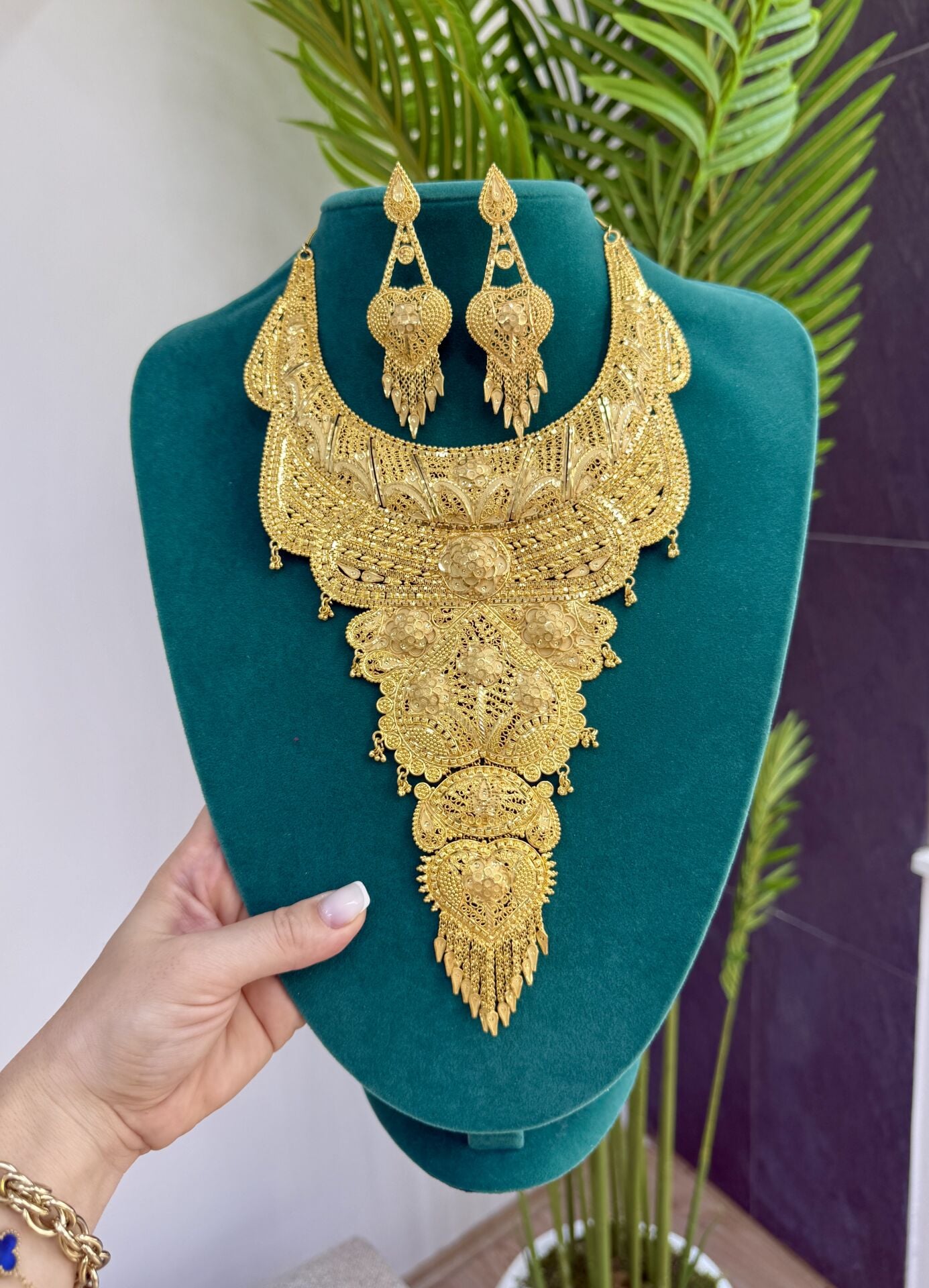 22K ALTIN KAPLAMA HİNT MODEL KOLYE KÜPE SET
