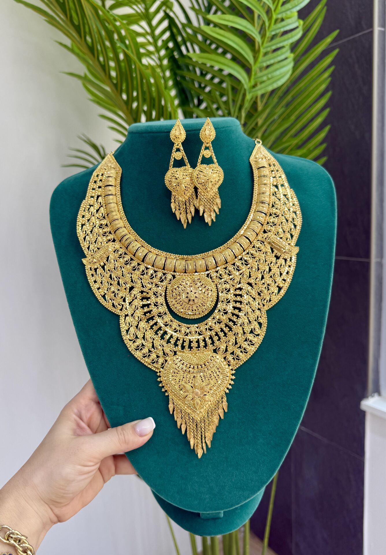 22K ALTIN KAPLAMA HİNT MODEL KOLYE KÜPE SET