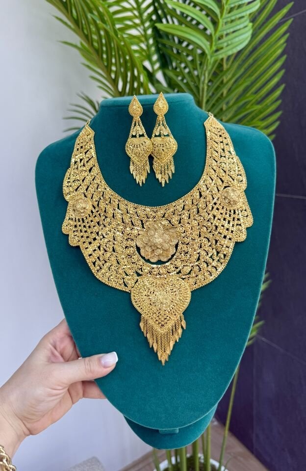 22K ALTIN KAPLAMA HİNT MODEL KOLYE KÜPE SET