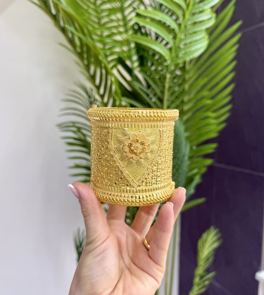22K ALTIN KAPLAMA BORU KELEPÇE 9 CM