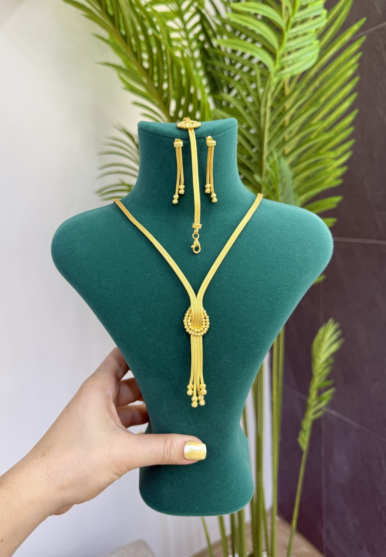 925 AYAR GÜMÜŞ ÜZERİ ALTIN KAPLAMA DORİKA SET DÜĞÜM MODEL