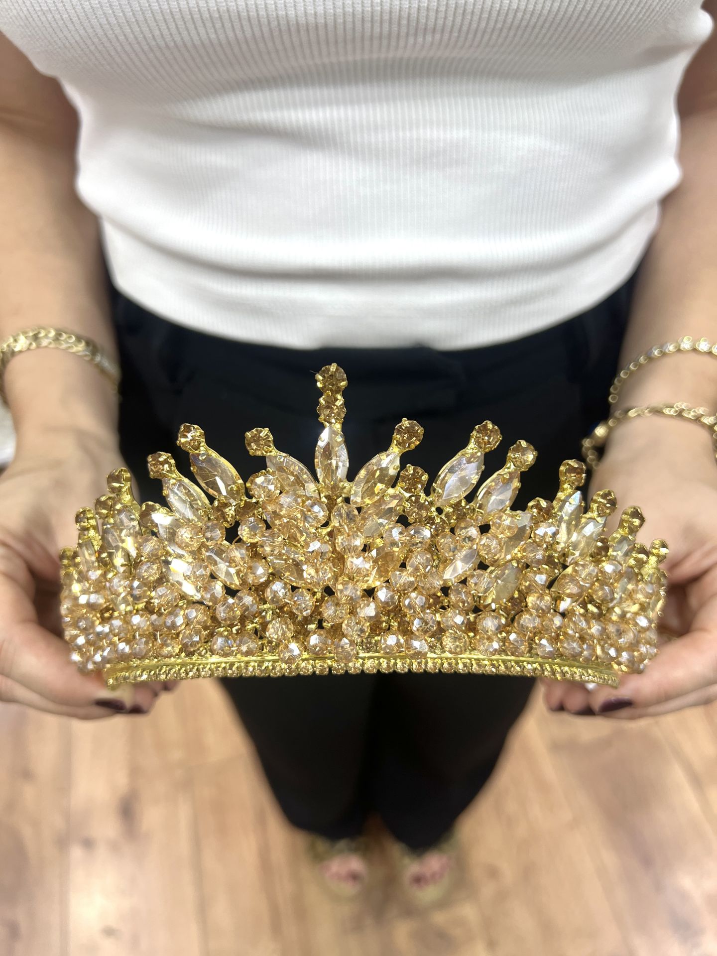 Gelin Tacı Boncuklu Akasya Model Gold Renk