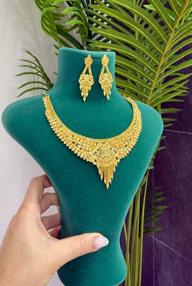 22K ALTIN KAPLAMA HİNT MODEL KOLYE KÜPE SET