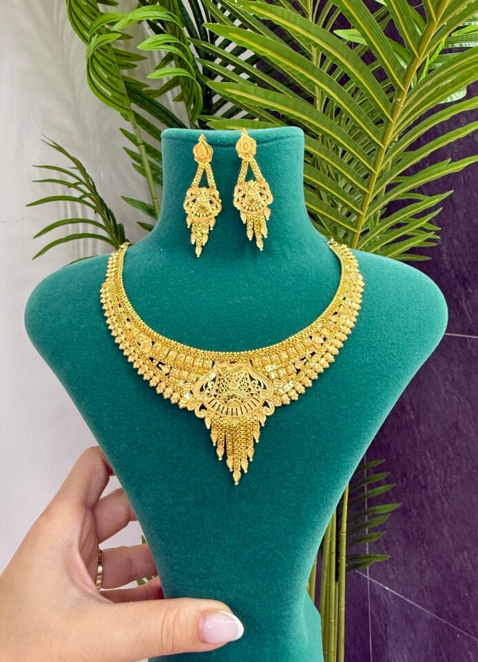 22K ALTIN KAPLAMA HİNT MODEL KOLYE KÜPE SET