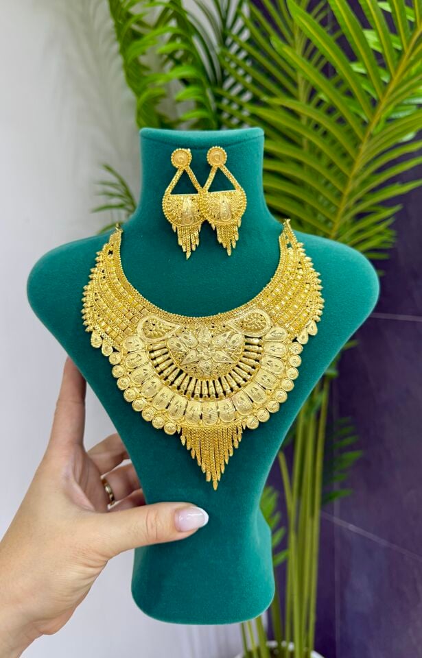 22K ALTIN KAPLAMA HİNT MODEL KOLYE KÜPE SET