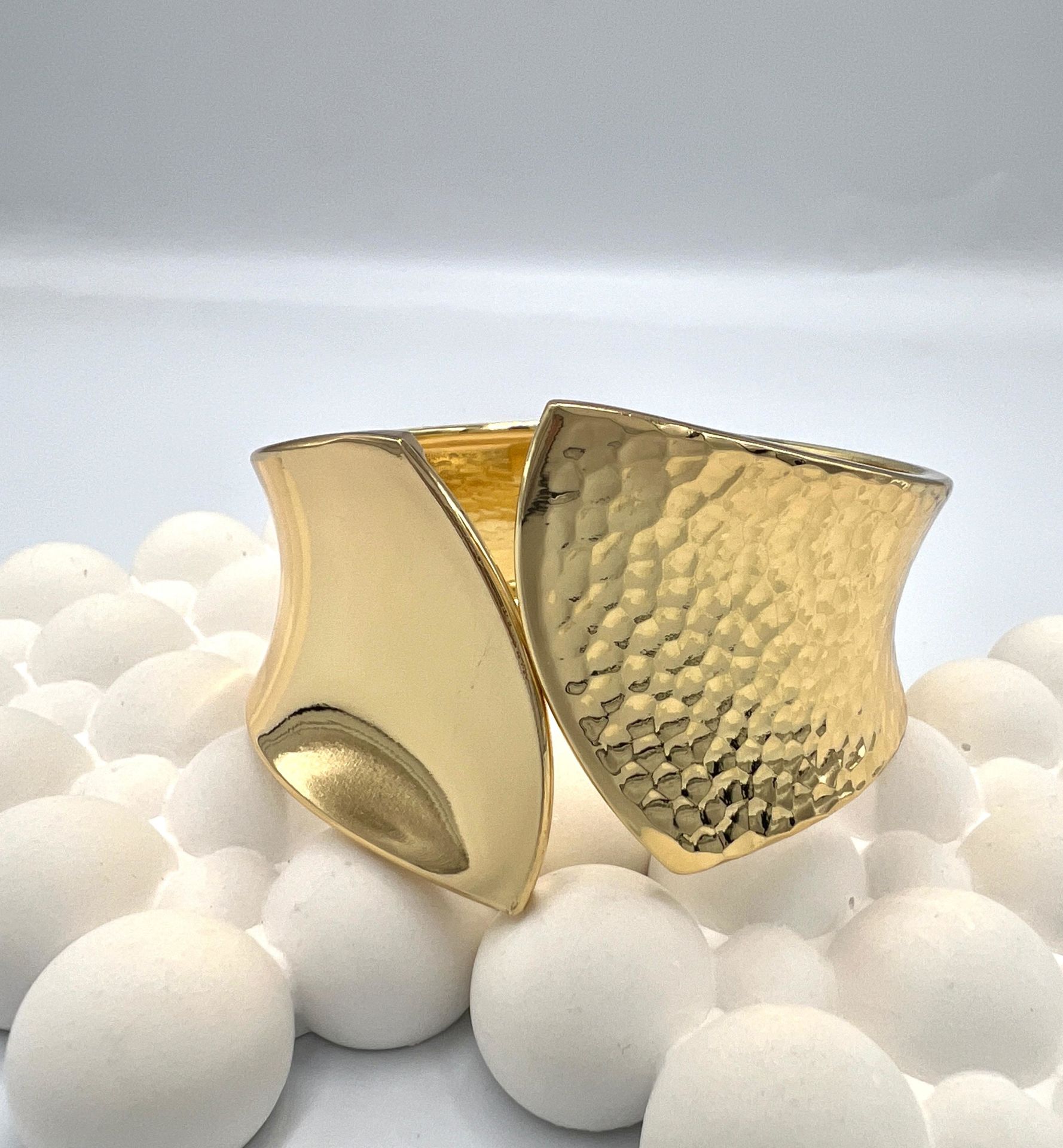 Kelepçe Helenistik Model Gold Renk