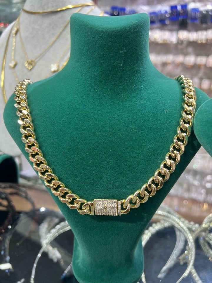 Gurmet Model Kolye Gold Renk