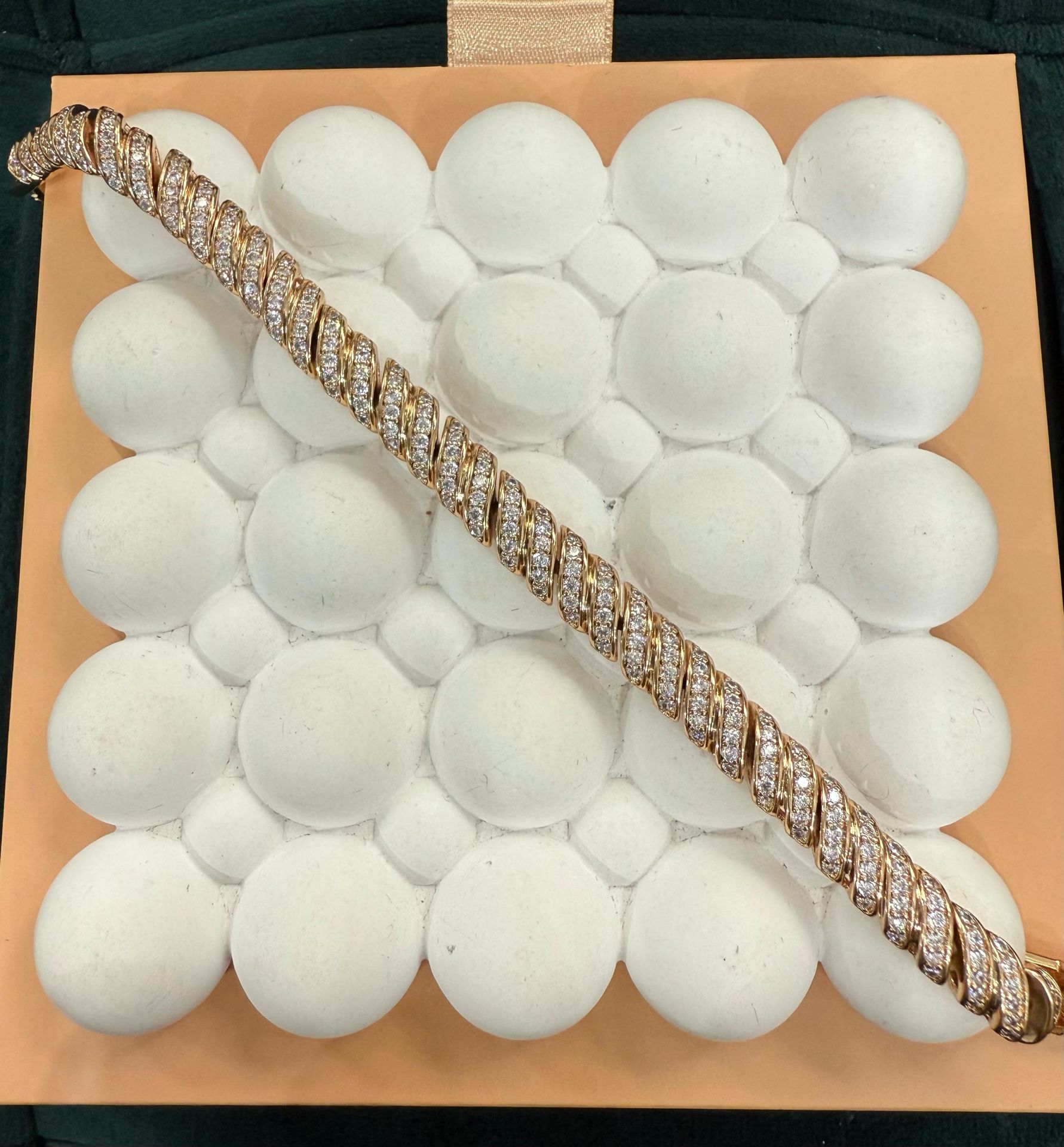 VIP Bileklik Balıksırtı Model Taşlı Rose Renk