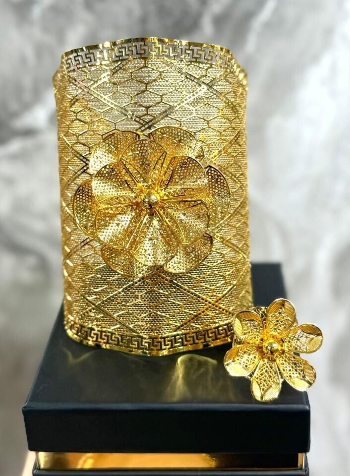 22K ALTIN KAPLAMA TÜL KELEPÇE 11 CM