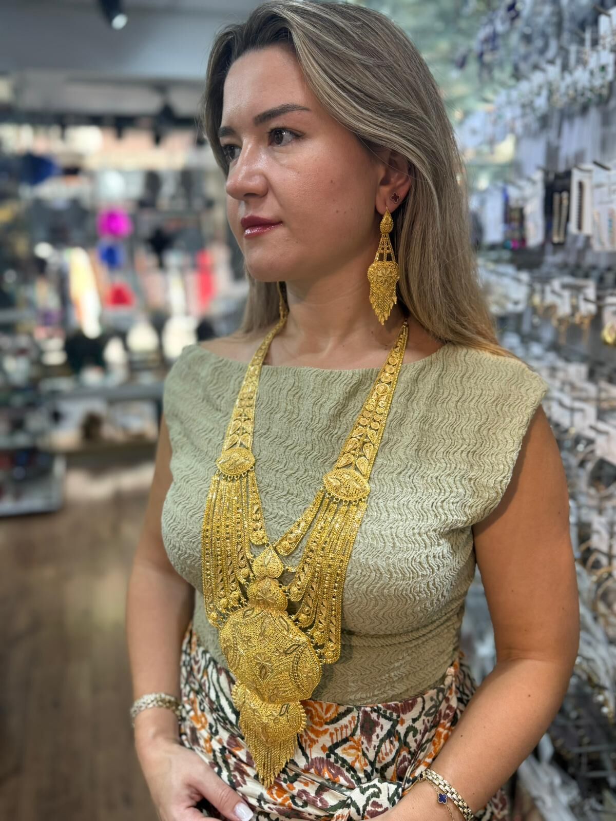 22K ALTIN KAPLAMA HİNT MODEL KOLYE KÜPE SET