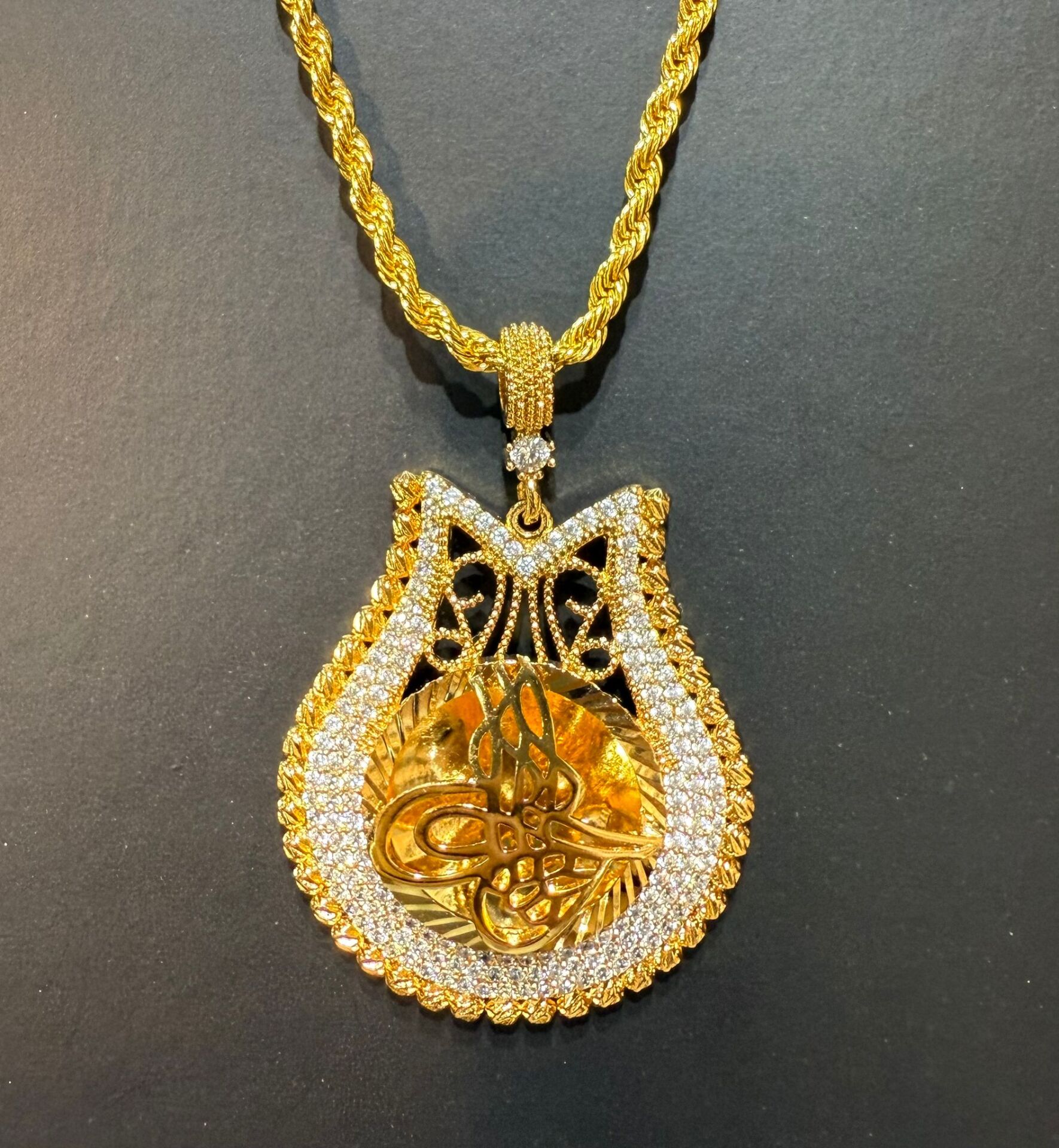 22K ALTIN KAPLAMA  TUĞRA MODEL KOLYE