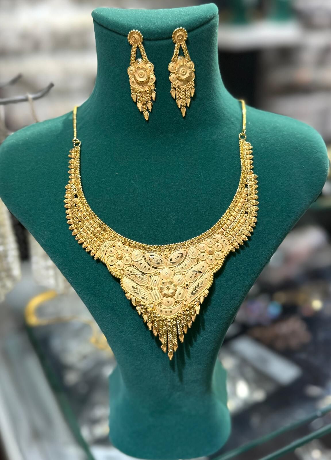 22K ALTIN KAPLAMA HİNT MODEL KOLYE KÜPE SET