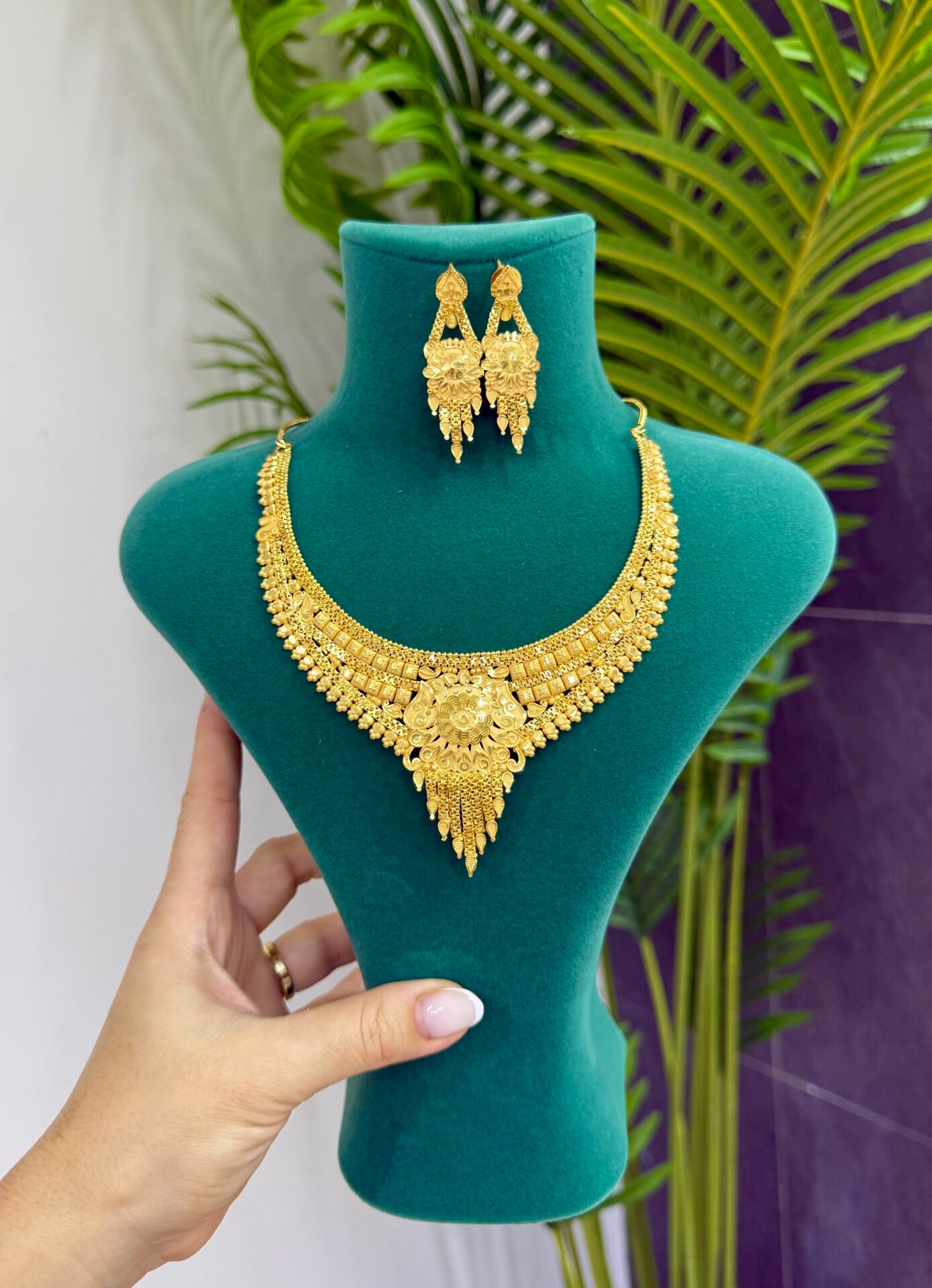 22K ALTIN KAPLAMA HİNT MODEL KOLYE KÜPE SET