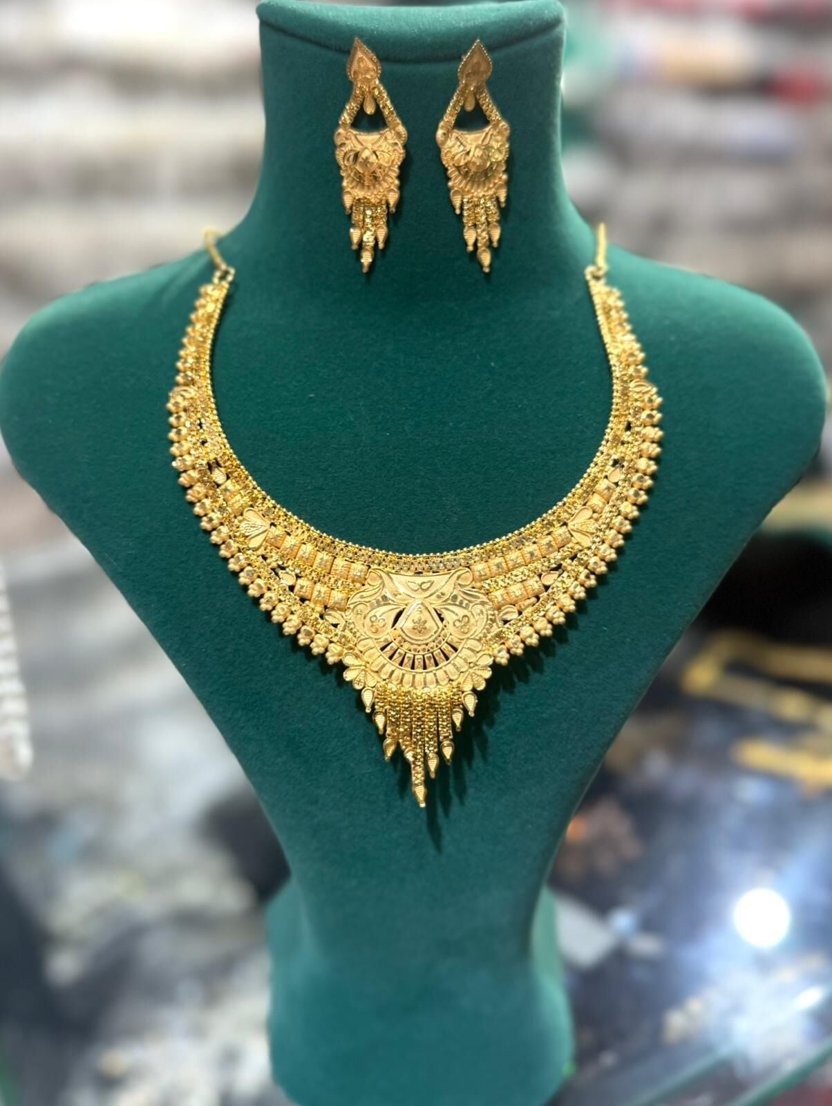 22K ALTIN KAPLAMA HİNT MODEL KOLYE KÜPE SET