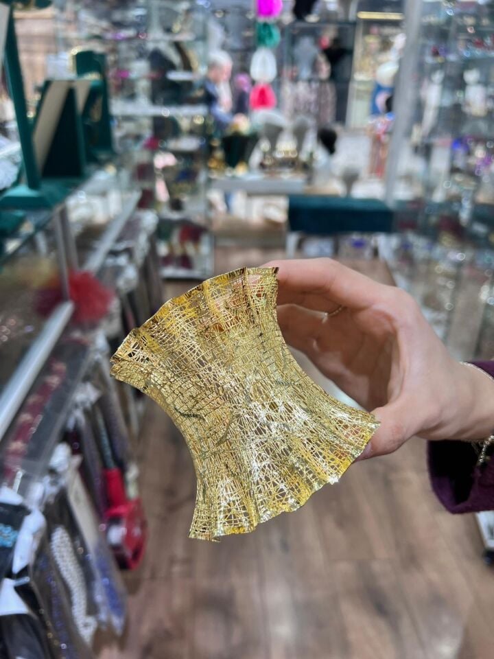 22K ALTIN KAPLAMA TÜL KELEPÇE 9 CM