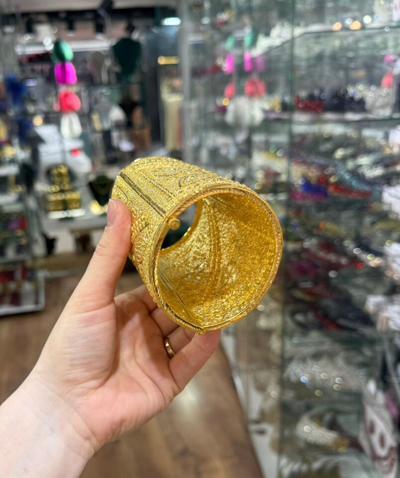 22K ALTIN KAPLAMA BORU KELEPÇE 10 CM 1. MODEL