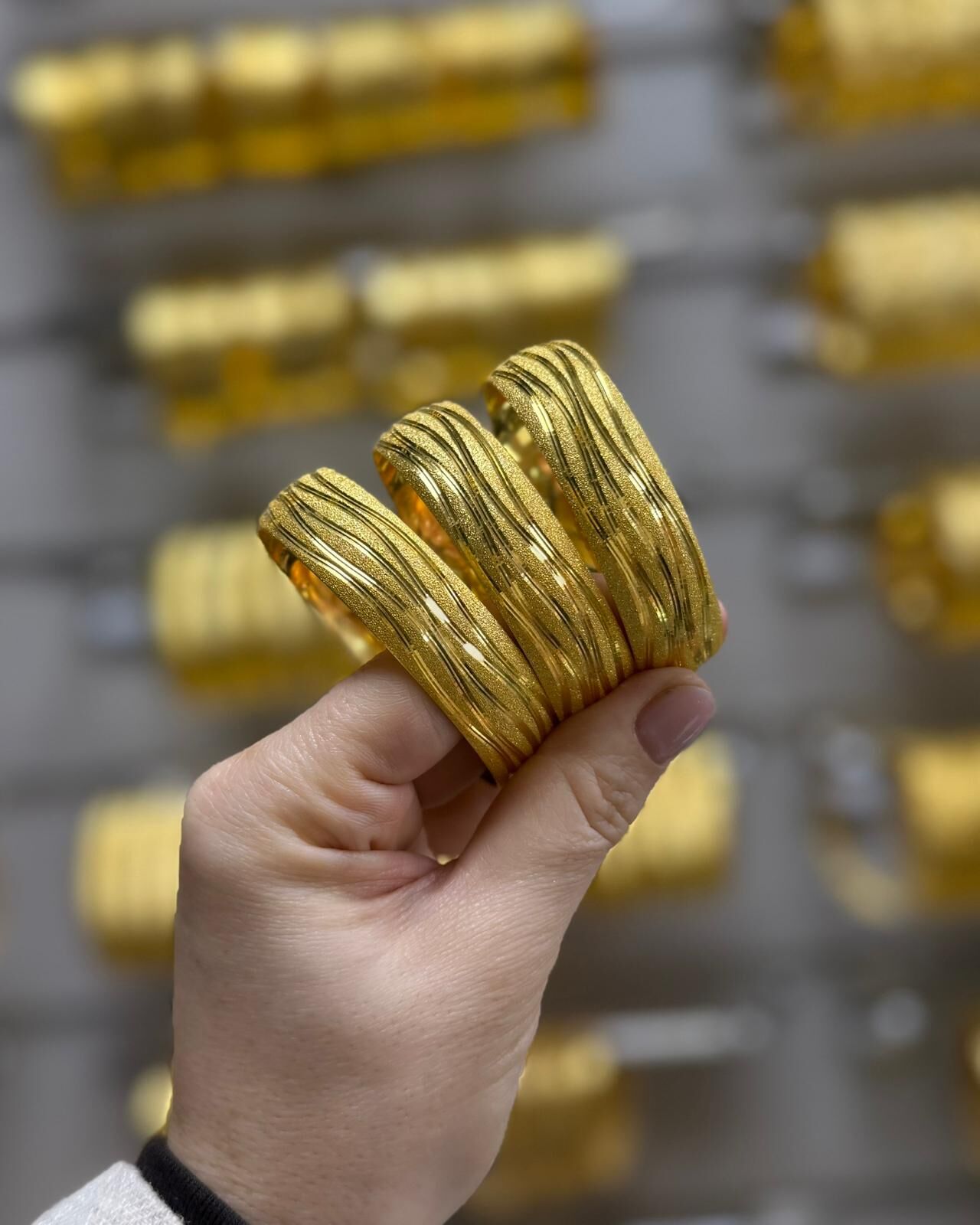 22K ALTIN KAPLAMA DALGALI MODEL BİLEZİK 1.5 CM