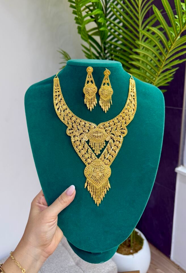 22K ALTIN KAPLAMA HİNT MODEL KOLYE KÜPE SET