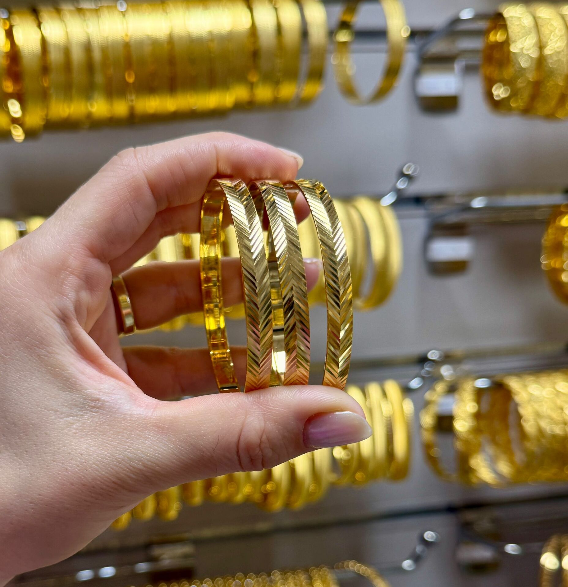 22K ALTIN KAPLAMA KALIN  BAŞAK AJDA BİLEZİK